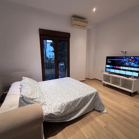 Vivienda Rural En Garaje Propio * Ubeda (Andalucia)